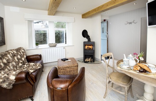 Giggleswick Apartment | THE STABLES - converted one bedroom apartment dating back to 1870