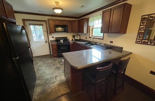 Knoxville Cottage | The Stables Cottage on 55-acre Farm/Wedding Venue, Beautiful & Peaceful TN