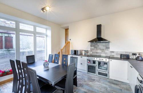 Cupar House | The Stables - Near St Andrews Sleeps 10