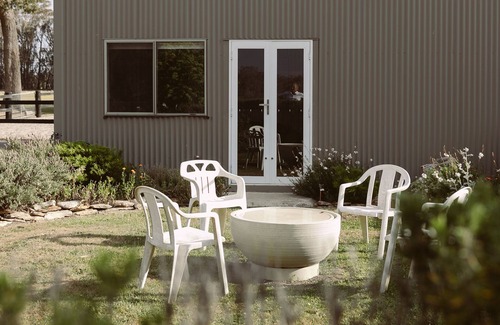 Moss Vale House | The Stables ~ Peace, Tranquility, Nature, Horses.