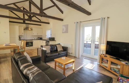 East Witton Cottage | THE STABLES, pet friendly, character holiday cottage in Masham