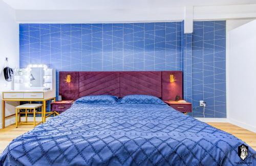Downtown Memphis Apartment | The Stallion #306 - Walk to Museums in Memphis Downtown, Luxe Loft with free gated parking