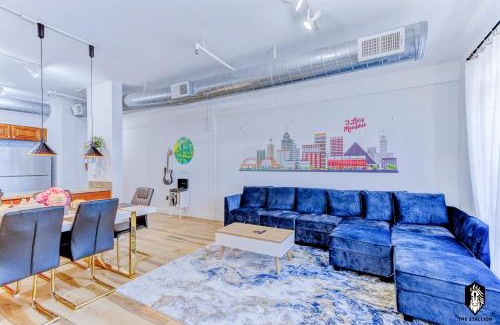 Downtown Memphis Apartment | The Stallion #306 - Walk to Museums in Memphis Downtown, Luxe Loft with free gated parking