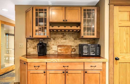 Eden House | The Stargazing Mermaid, your waypoint for adventure!