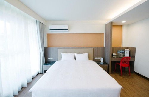 Big Beach House | The Stay Inn