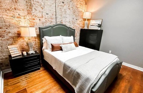 Jonesboro Apartment | The Stay on Main - Comfortable, Quaint Stay for Two