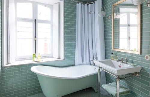 Ville Haute Bed & Breakfast | The Stay Well