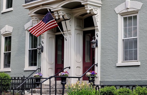 Geneva Apartment | The Steeple: Hotel-Style 1 BR Apt w/King Bed - walk to HWS, Lake, Linden St.