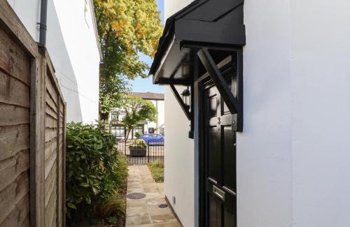 Newton-le-Willows Apartment | The Stocks