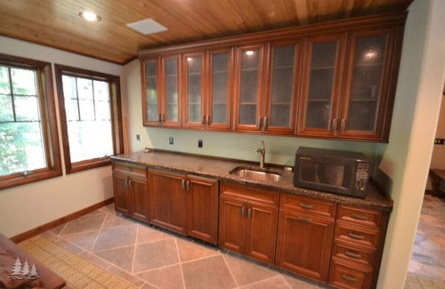 Lewiston House | The Stone House Summa