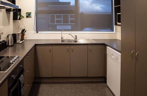 Rewa Apartment | The Strandon - loft style central apartment