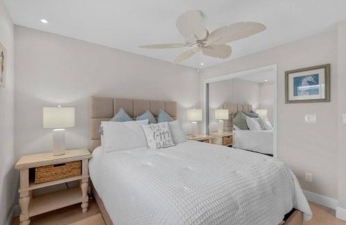 Mid Island Apartment | The Strawberry Daiquiri at Lazy Way