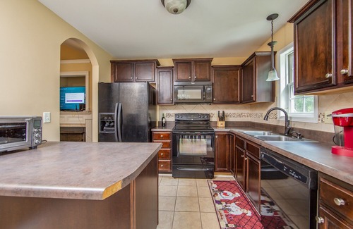 Fayetteville Apartment | The Strickland Stopover