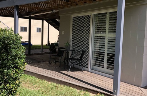 Narrawallee Apartment | "The Studio" at "The Boathouse Narrawallee"