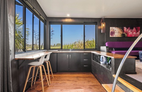 Tasman Apartment | The Studio with water views