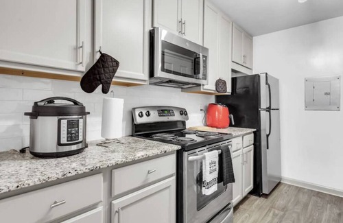 Dunwoody Apartment | *The Stylish Opulence of North Atlanta* Near Atl’s attractions