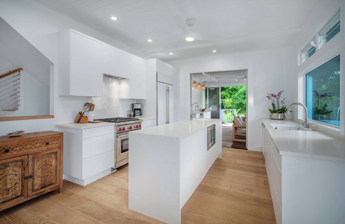 Kalihiwai House | THE SUGAR HOUSE! Luxury Anini Beach Home, Steps to the Beach! TVR4219