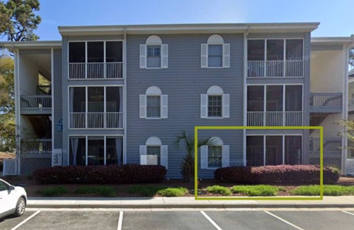 Sea Trail Apartment | The Suite at 125 Royal Postes Rd