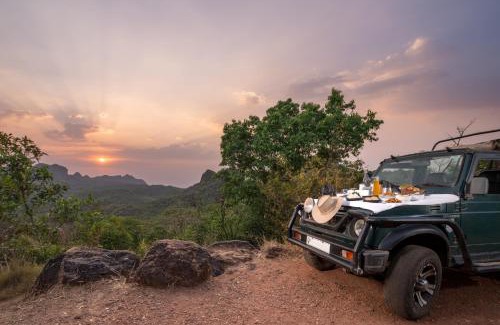 Pachmarhi Hotel | The Summer House, Pachmarhi - AM Hotel Kollection
