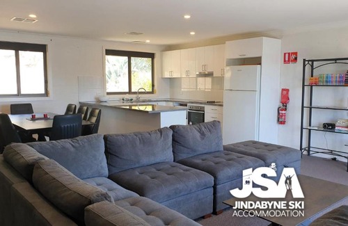 Jindabyne Apartment | The Summit 15