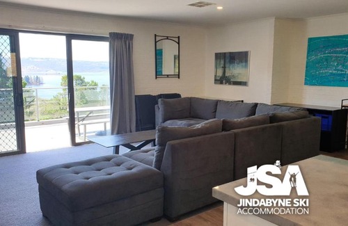 Jindabyne Apartment | The Summit 15