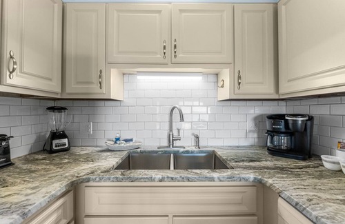 Upper Grand Lagoon Condo | The Summit 408 - Coastal Getaway