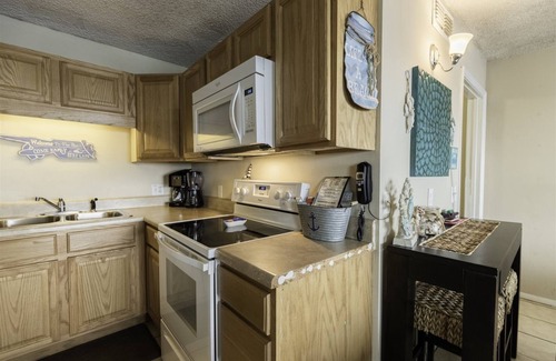 Panama City Beach Condo | The Summit 602