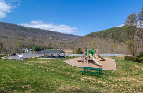 McGaheysville House | The Summit at Massanutten Resort by TripForth