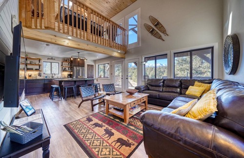 Salida House | The Sunset House Mountain View Cabin