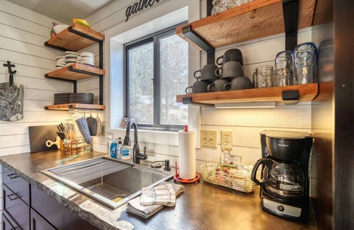 Salida House | The Sunset House Mountain View Cabin