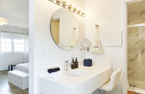Culloden Shores Hotel | The Sunset Montauk