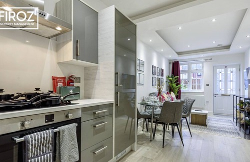 Rushmoor District Apartment | The Superior1 bed 1 bath APT in Aldershot