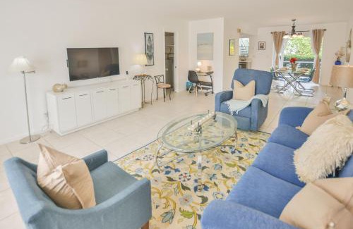 Singer Island Apartment | The Surf Park