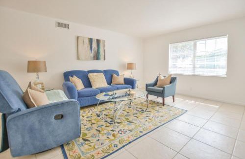 Singer Island Apartment | The Surf Park