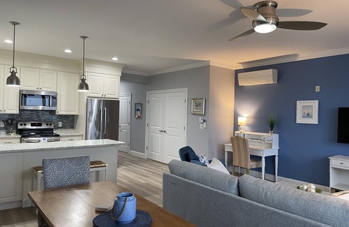 Hampton Condo | The Surf - steps to the beach