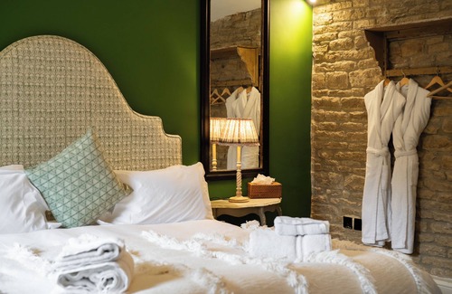 Ascott-under-Wychwood Hotel | The Swan Inn