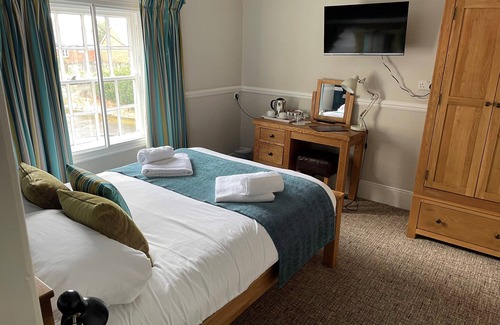 Sturminster Newton Hotel | The Swan Inn