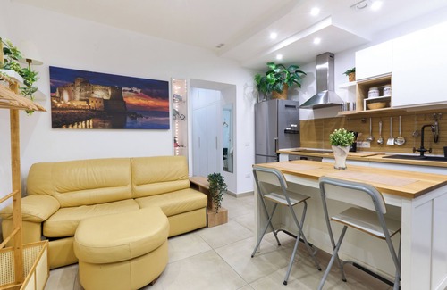 Torre del Greco Apartment | The Sweet Spot. your ideal spot! In the center of the Bay of Naples!