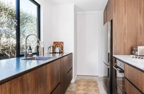 Omanu House | The Sweet Spot ~ Mount Maunganui - Beyonder Holiday Homes