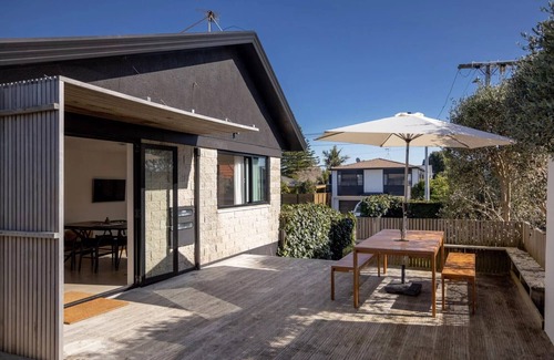 Omanu House | The Sweet Spot ~ Mount Maunganui - Beyonder Holiday Homes