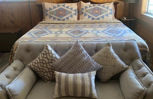 Big Creek Cabin | The Tamarack Lodge
