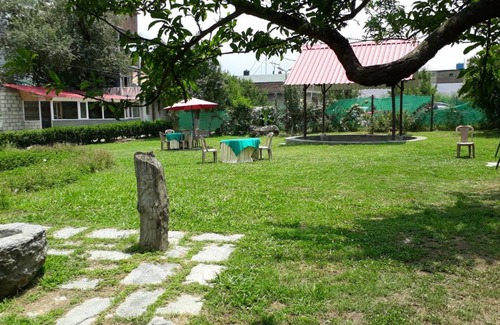 Bajaura Bed & Breakfast | The Tara Villa