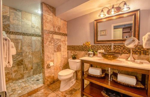Cottonwood Hotel | The Tavern Hotel