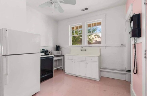 Hillsboro Village Apartment | The Taylor Swift Apt Music Row Walkable!
