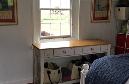 Paicines Apartment | The Telegraph Office Cabin near Mercy Hotsprings