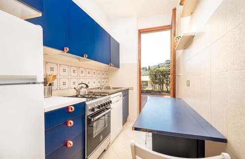 Portovenere Apartment | The terrace between the sky and the sea