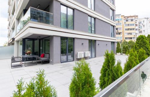 Varna Apartment | THE TERRACE lounge apartment by RV Apartments