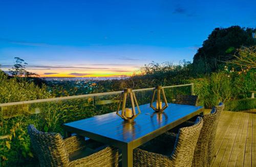 Oamaru Villa | The Terrace