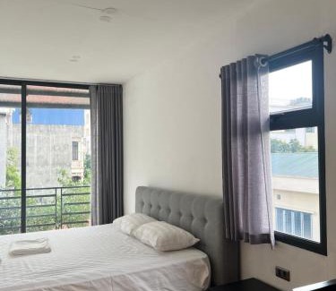 Van Mieu House | The Terrace
