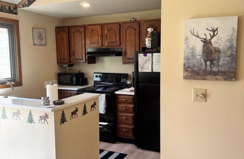 The Galena Territory House | The Territory's Most Affordable Stay!